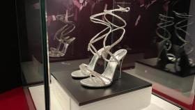 Uno de los zapatos más especiales de la muestra ‘Walk this way: La colección privada de calzado histórico de Stuart Weitzman’