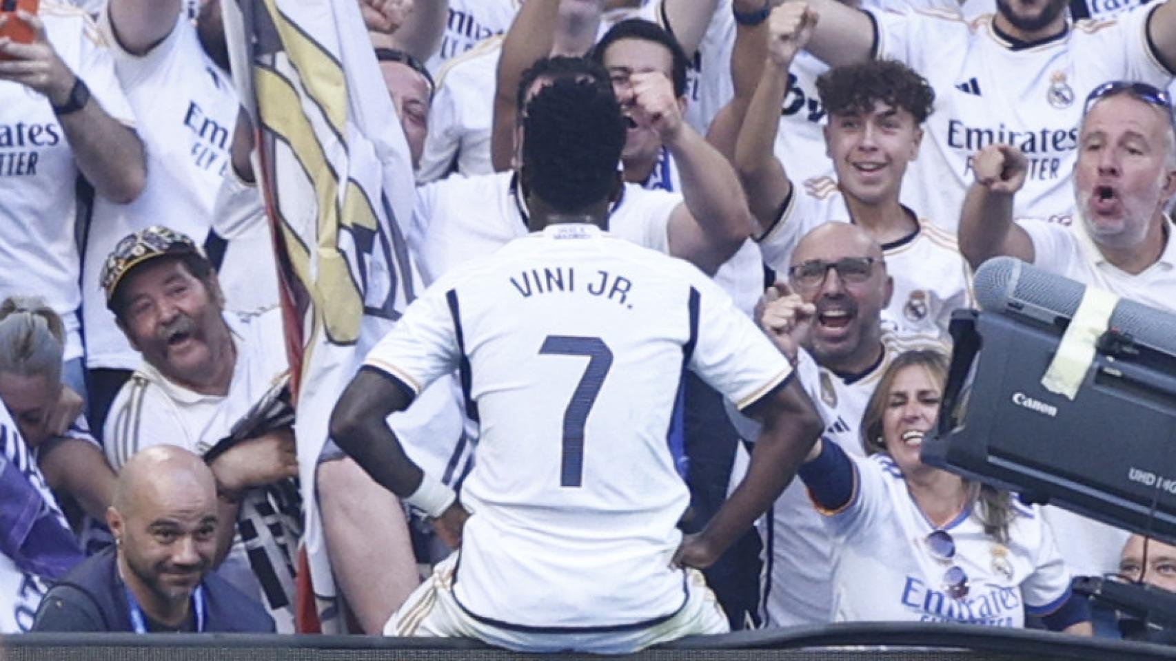 Vinicius celebra su gol contra Osasuna