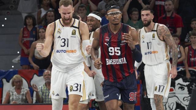 Musa celebra el triunfo del Real Madrid ante el Baskonia