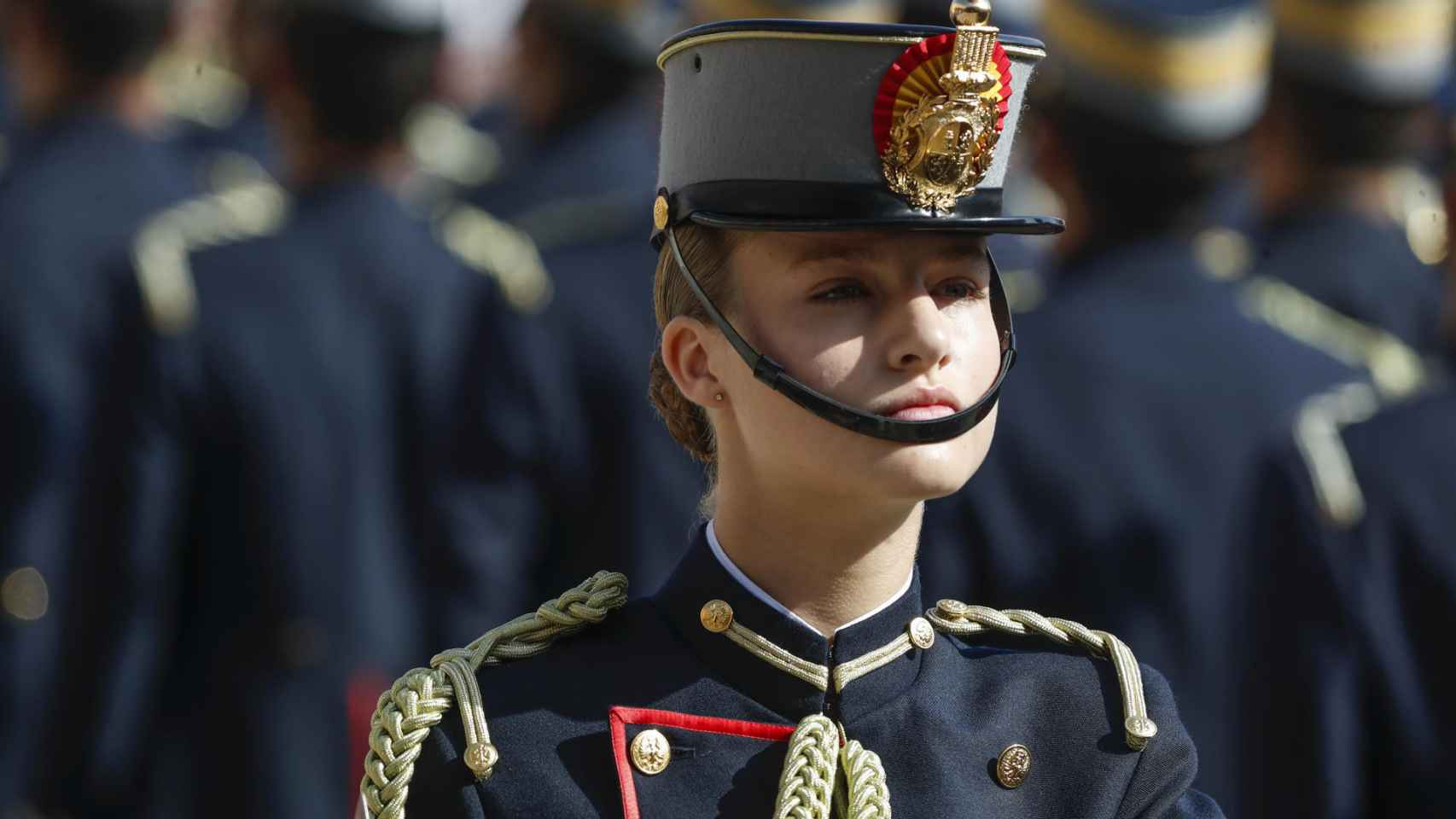La Jura de Bandera de Leonor en imágenes: del uniforme de época a la emoción de Letizia