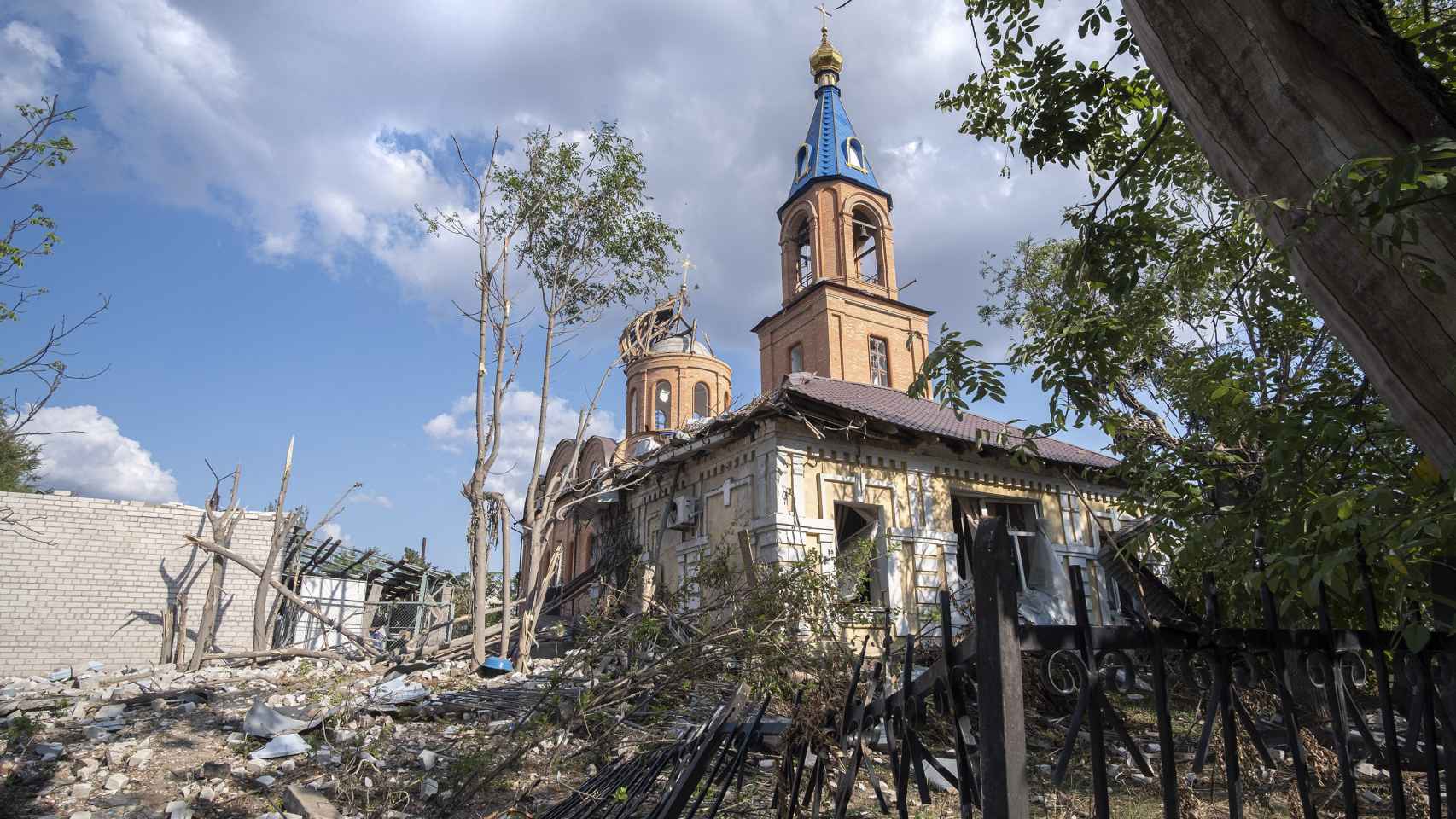 Una de las iglesias de Orejov, destruida por los bombardeos.