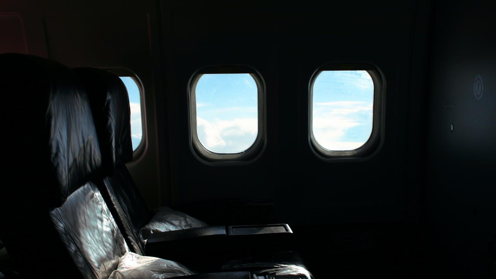 Imagen de archivo del interior de un avión.