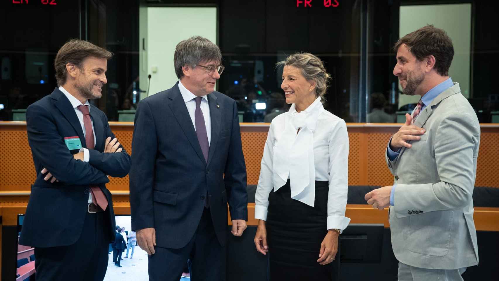 Jaume Asens, Carles Puigdemont, Yolanda Díaz y Toni Comín, en la reunión que celebraron el pasado 4 de septiembre en Bruselas.