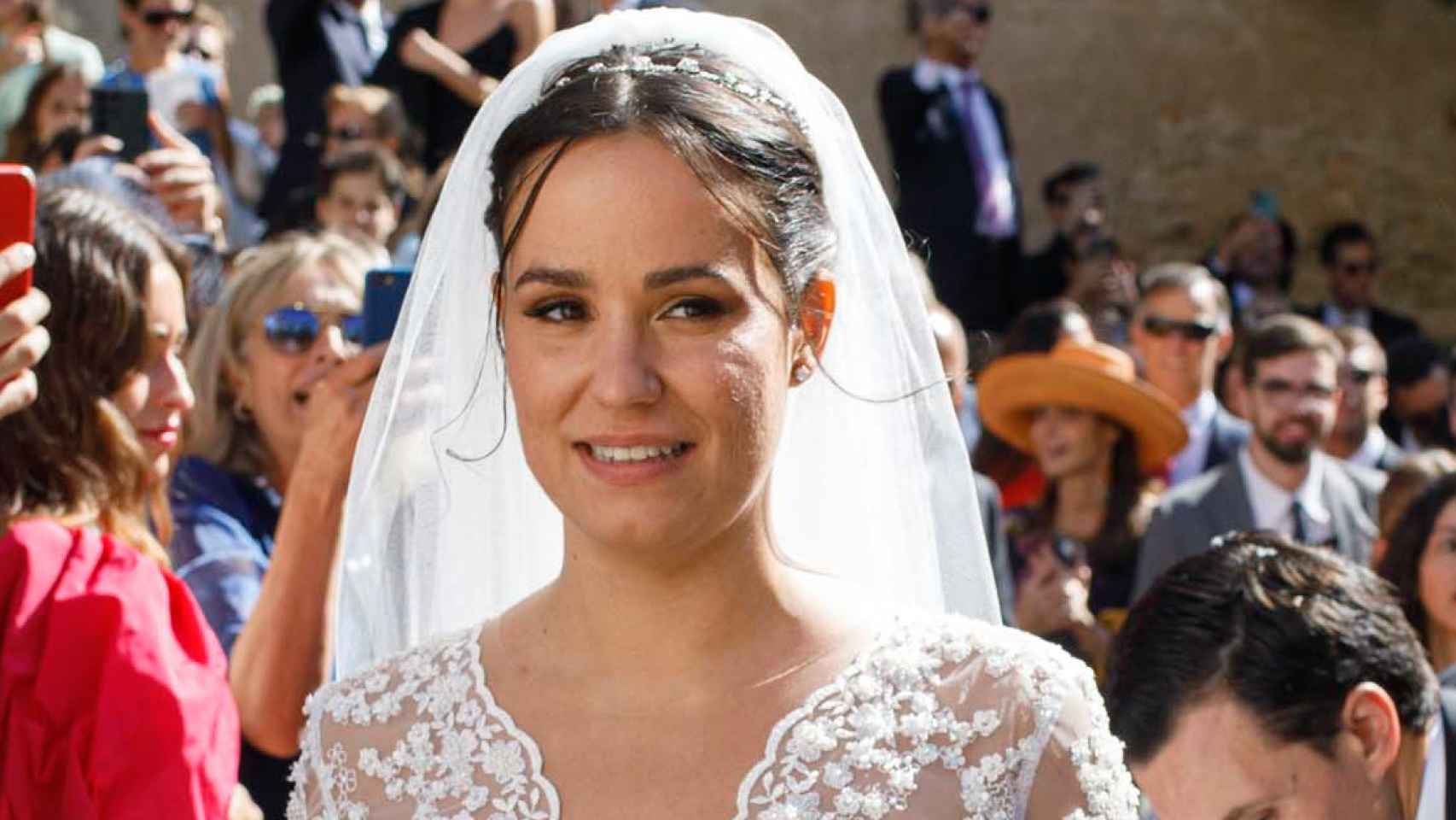 Imágenes del día: Carolina Monje, exnovia de Álex Lequio, reaparece tras su boda con un rotundo mensaje