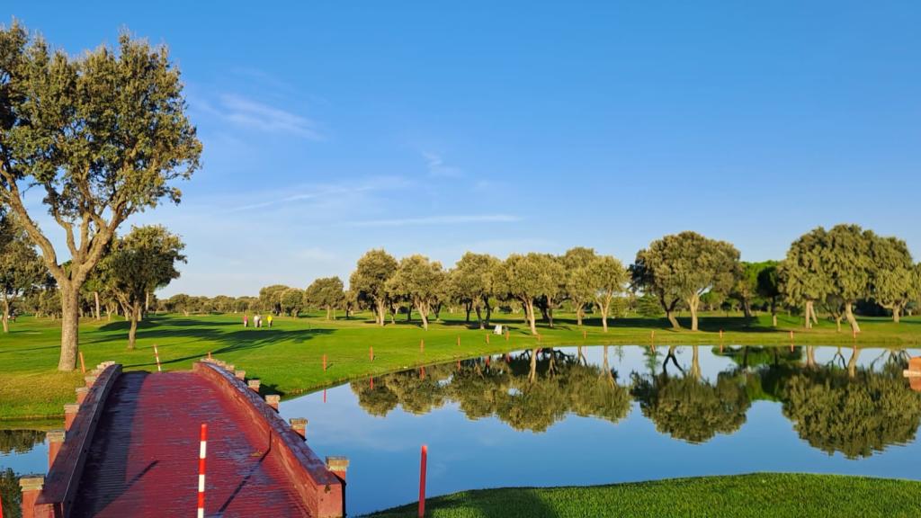 El campo de La Valmuza Golf lució sus mejores galas para la final de la AEPJG.