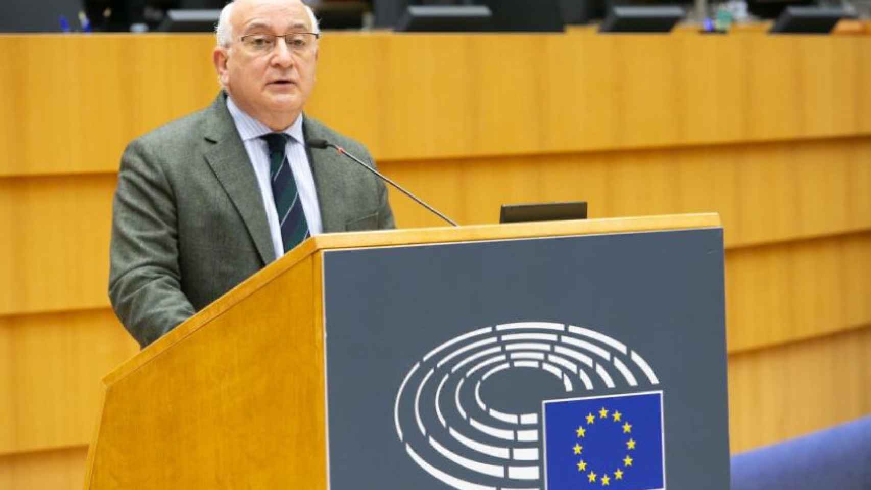El eurodiputado del PP, Javier Zarzalejos, durante una de sus intervenciones en el Parlamento Europeo