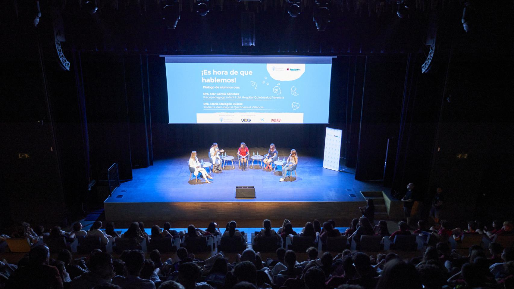 El auditorio de CaixaForum durante el evento de la Fundación Quirónsalud.