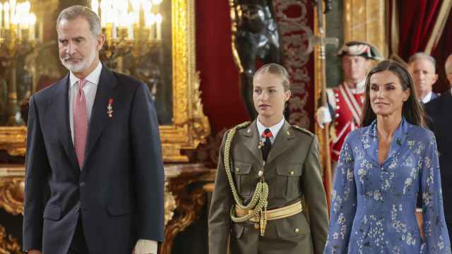 Felipe VI, la princesa Leonor y Letizia.