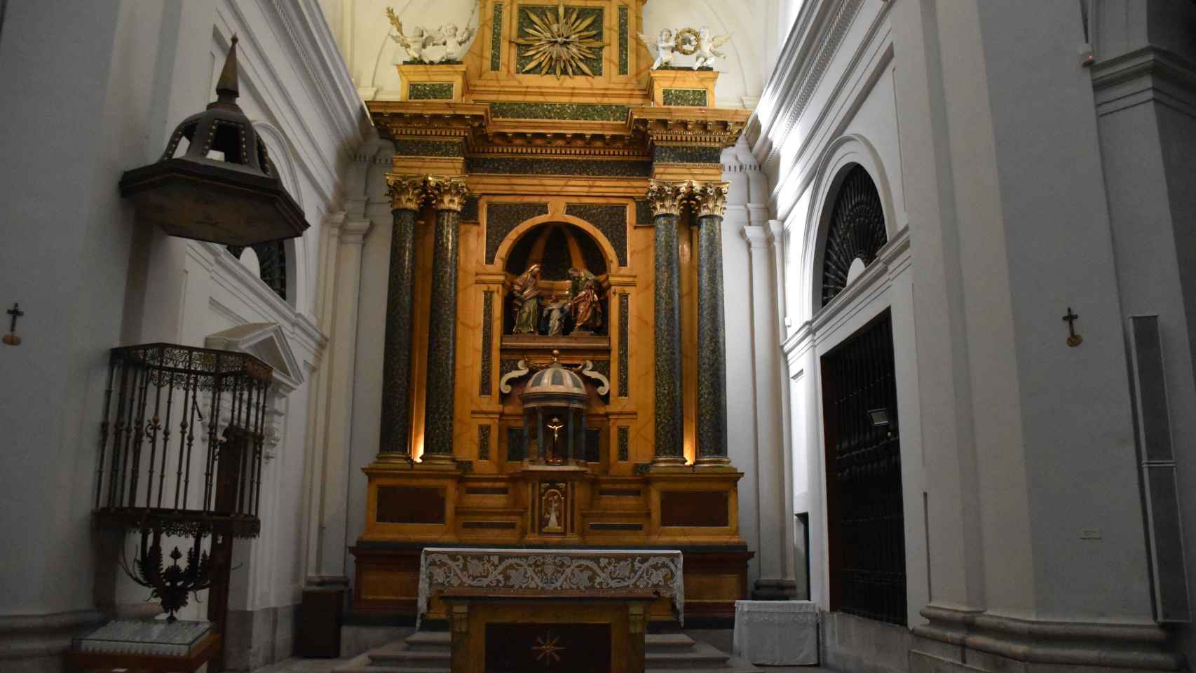 La imponente iglesia de San Joaquín y Santa Ana