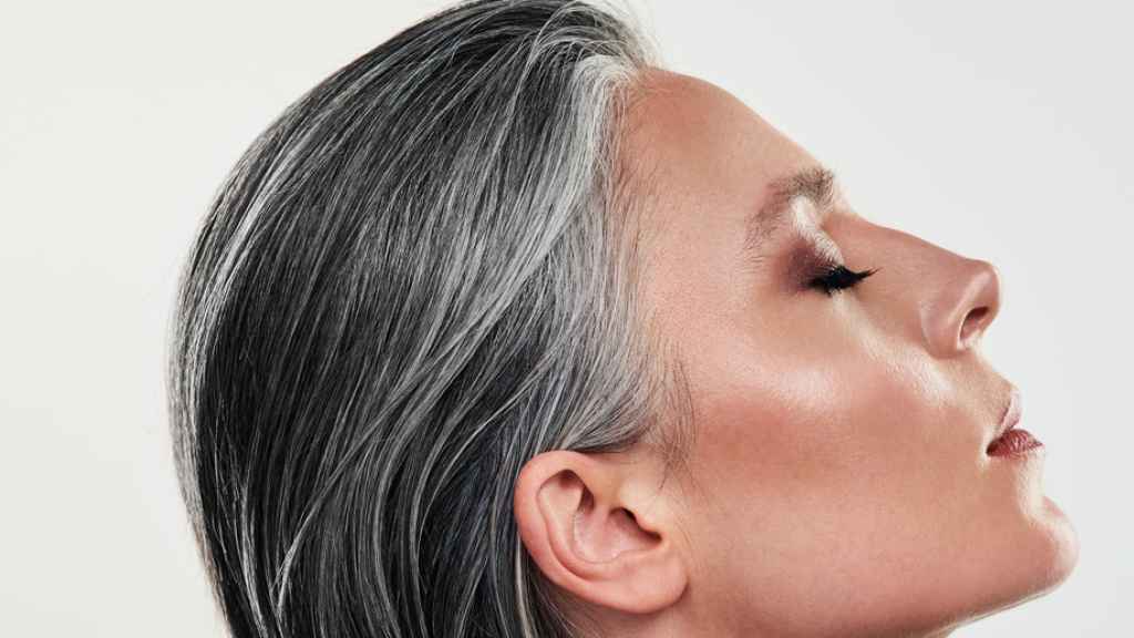 Matiza tus canas sin químicos: descubre el truco casero para lucir tu melena al natural