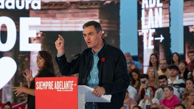El candidato socialista a la investidura, Pedro Sánchez, este sábado durante un acto celebrado por el PSOE en Mérida (Badajoz).