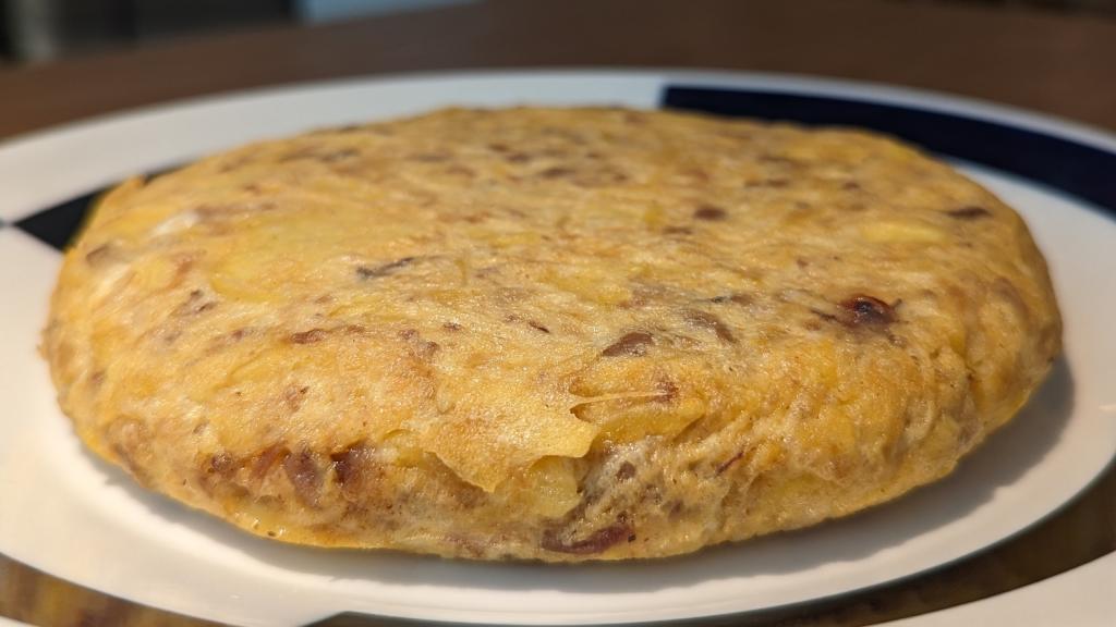 Si no conoces esta tortilla de patata ya estás tardando en ir a probarla