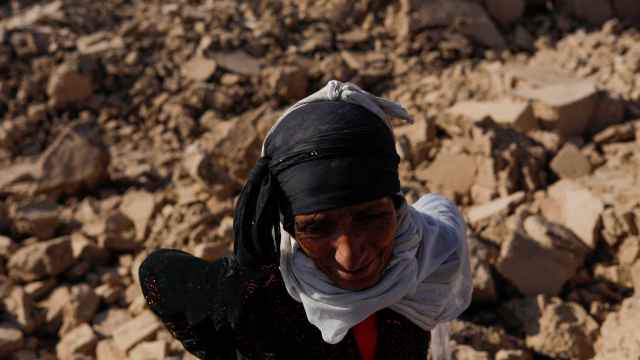 Una mujer afgana, tras el terremoto de la semana pasada