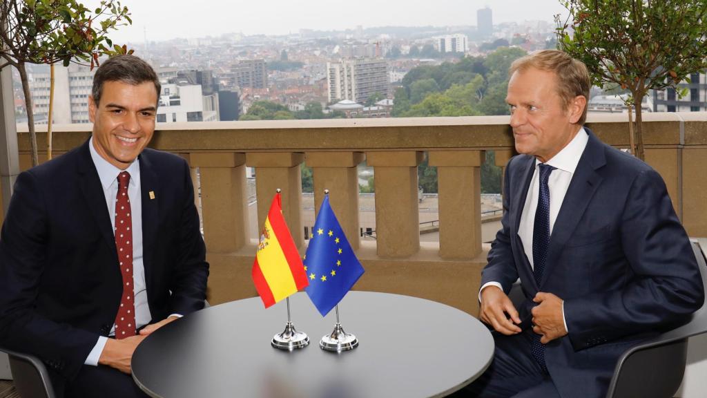 Pedro Sánchez y Donald Tusk, durante una reunión en Bruselas en junio de 2019, cuando el polaco era presidente del Consejo Europeo