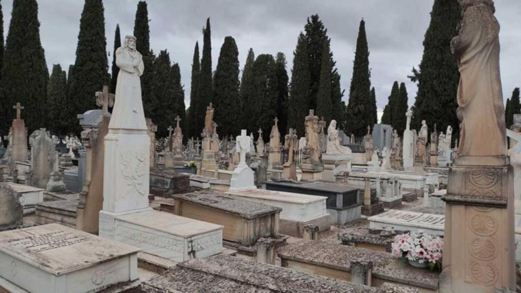 Cementerio de Valdepeñas (Ciudad Real).