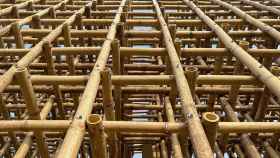 Una estructura de bambú en India