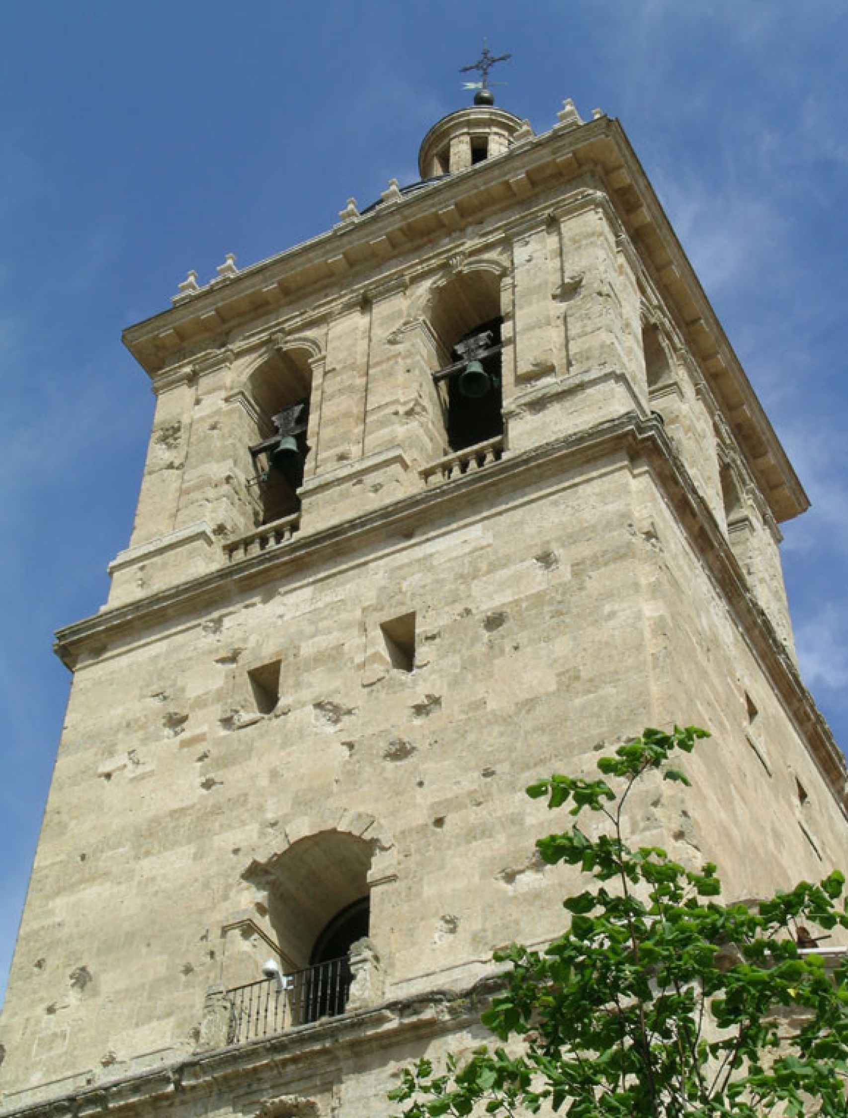 Impactos de cañón en la torre de la Catedral de Ciudad Rodrigo