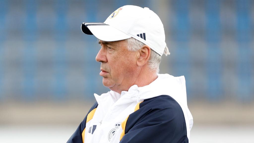 Carlo Ancelotti, en el entrenamiento del Real Madrid