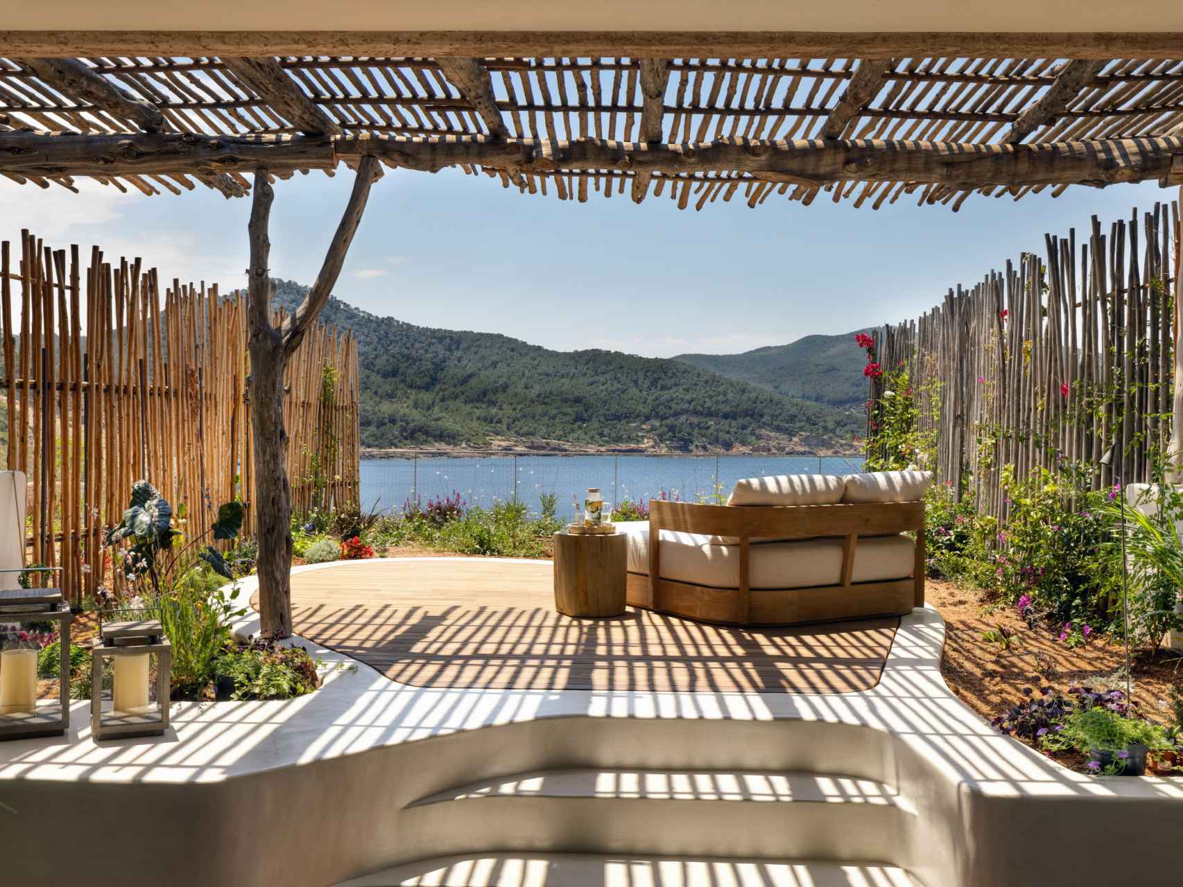 Otro plano de la Sea View Premium Junior Suite, donde se han quedado Tamara e Íñigo en Ibiza.