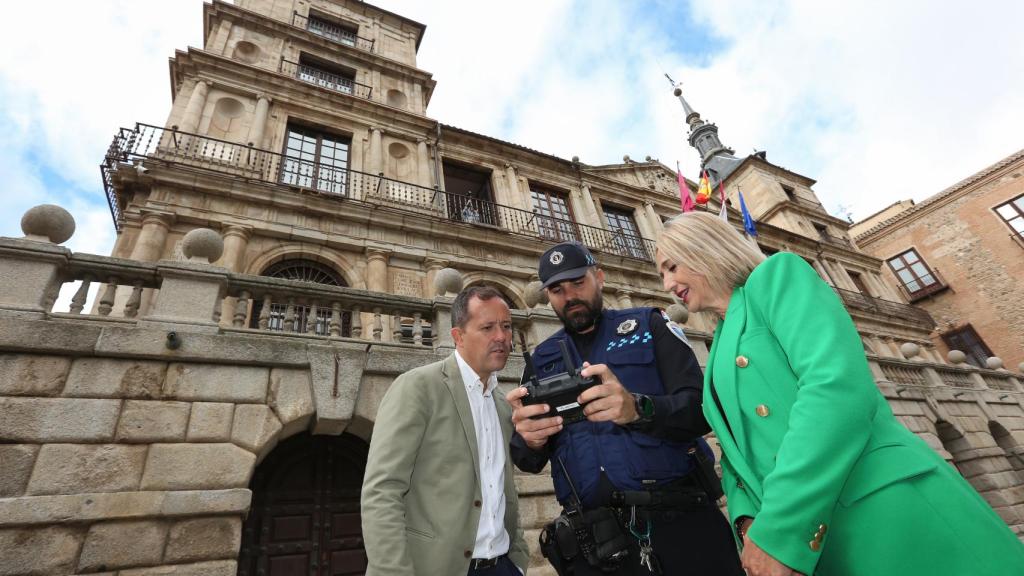Presentación del nuevo dron de la Policía Local de Toledo