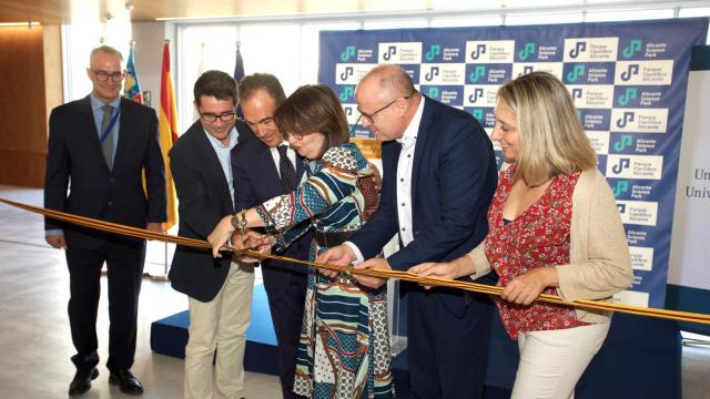 La inauguración del Edificio Parque Científico de la UA.