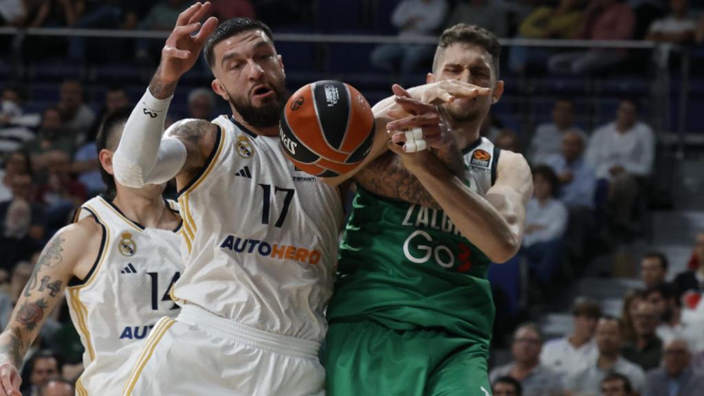 Encuentro entre el Real Madrid y el Zalgiris