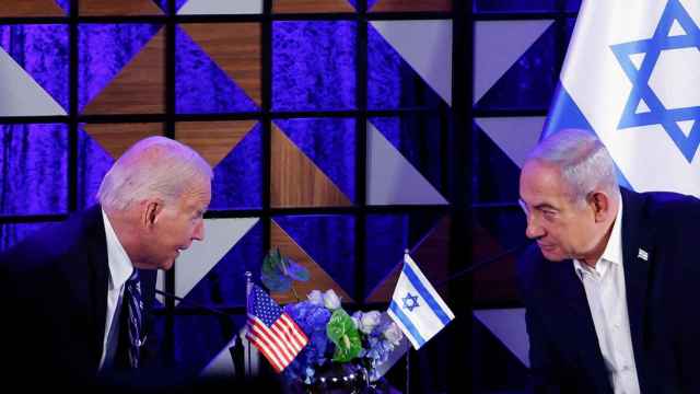 Imagen de la reunión que han mantenido Biden y Netanyahu en Tel Aviv.