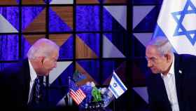 Imagen de la reunión que han mantenido Biden y Netanyahu en Tel Aviv.
