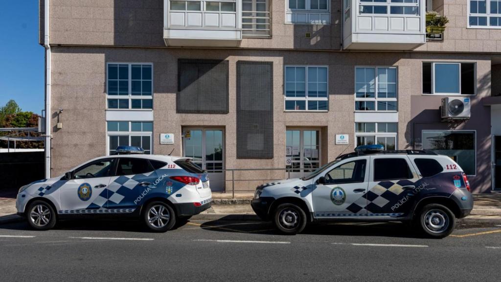 Policía Local de Oleiros.