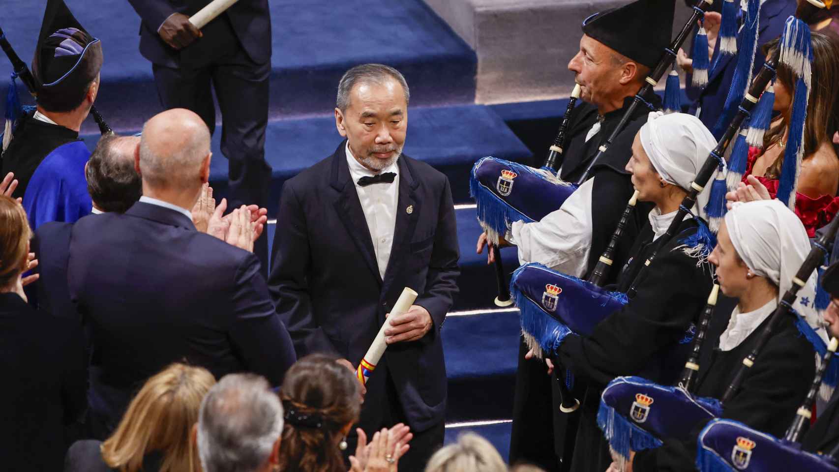 Haruki Murakami en la ceremonia del Premio Princesa de Asturias, celebrada en el Teatro Campoamor de Oviedo
