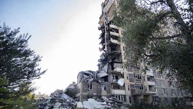 Uno de los edificios de Avdiivka que refleja el nivel de destrucción de la ciudad.