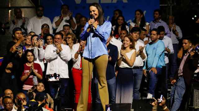 La candidata María Corina Machado, durante el recuento de votos la noche del domingo en Caracas.