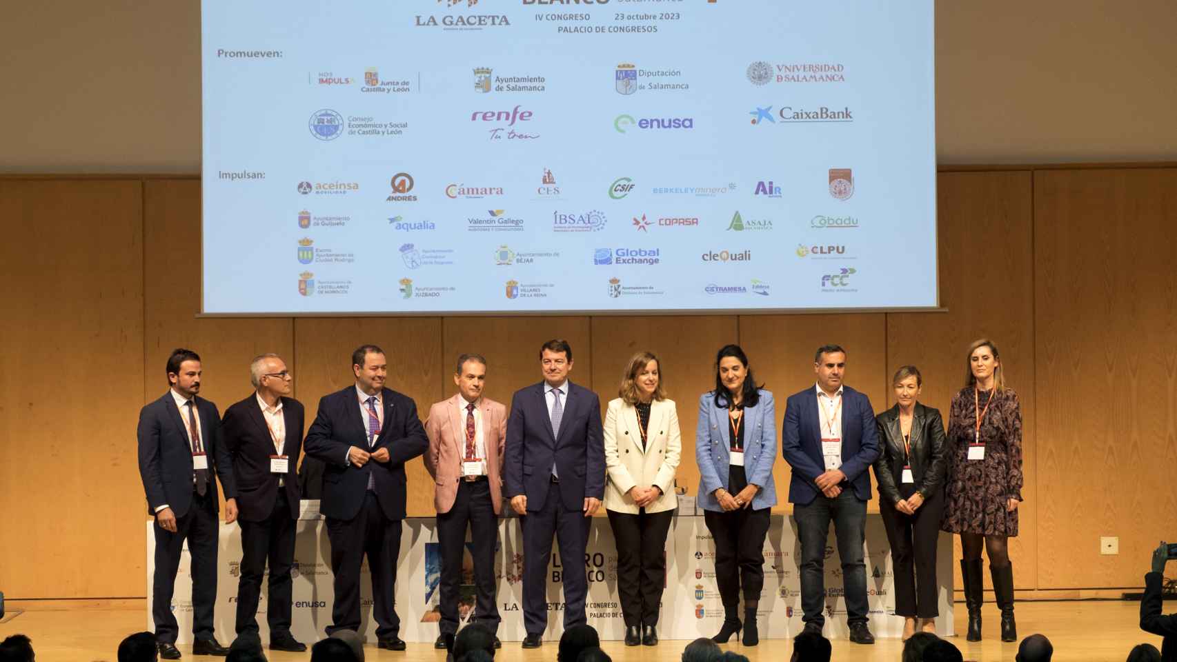 El presidente de la Junta de Castilla y León, Alfonso Fernández Mañueco, clausura el IV Congreso sobre el Libro Blanco para el desarrollo de Salamanca (1)