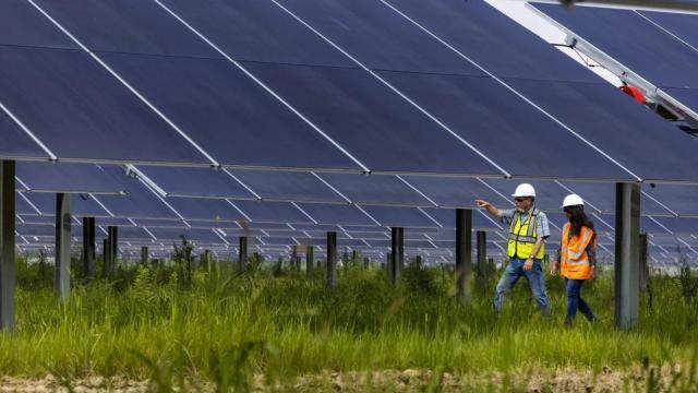 Una de las plantas solares de Amazon en España