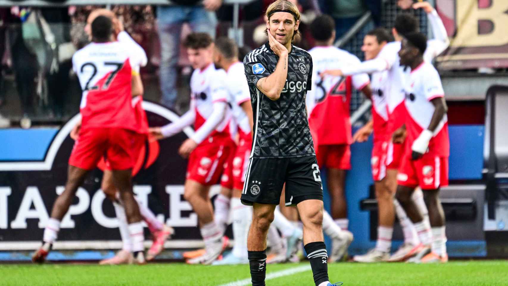 Sosa, jugador del Ajax, tras el gol del Utrecht que supuso la derrota de su equipo