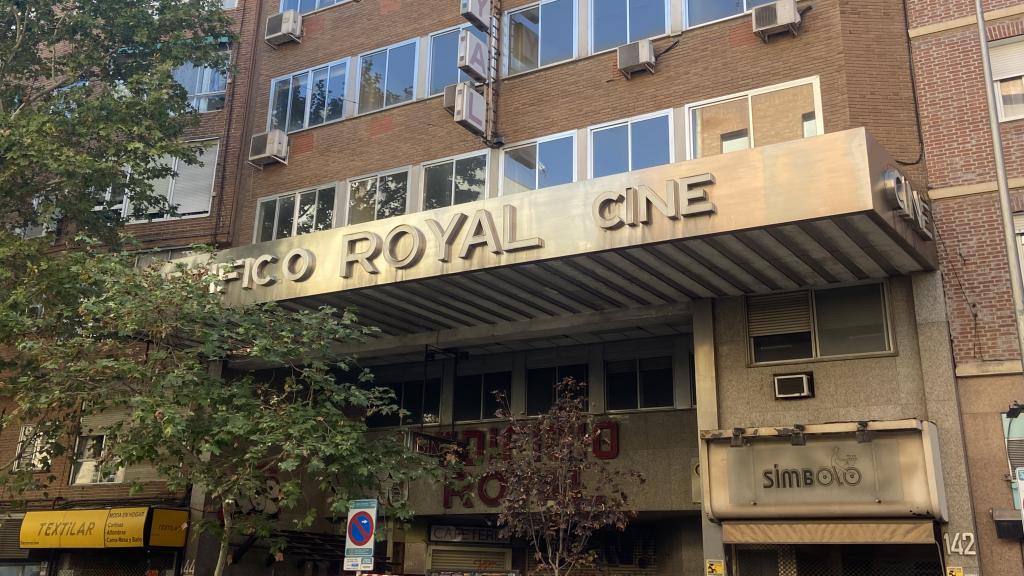 La fachada del edificio Royal.