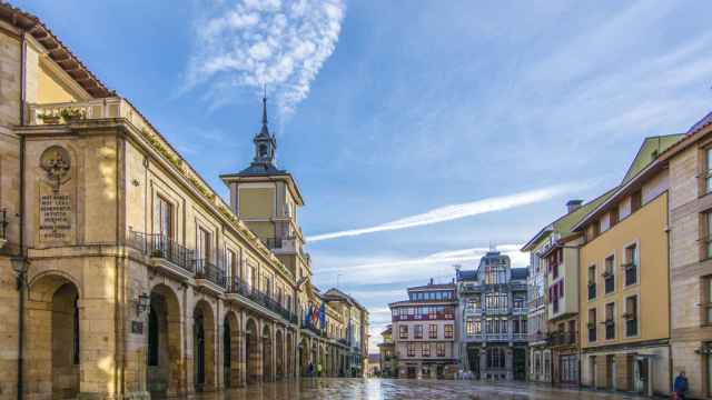 ¿Cuánto cobra un alcalde en Asturias? Los sueldos de los que gobiernan en Oviedo, Gijón o Avilés