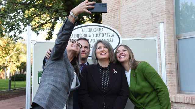 La consejera de Desarrollo Sostenible de Castilla-La Mancha, Mercedes Gómez, presenta la inciativa Selfie por el cambio