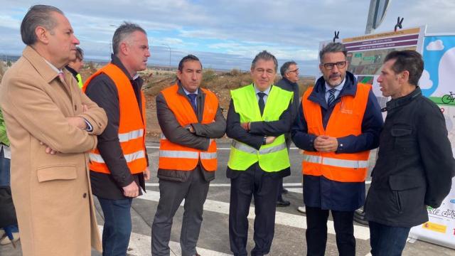 Visita a las obras del carril bici y peatonal entre Salamanca y Villamayor