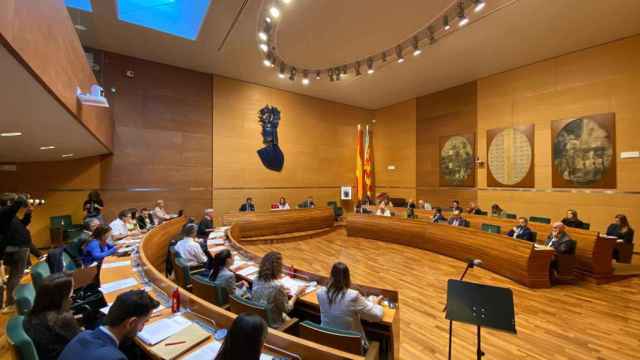 Pleno del Ayuntamiento de Valencia, en la sede de la Diputación. EE