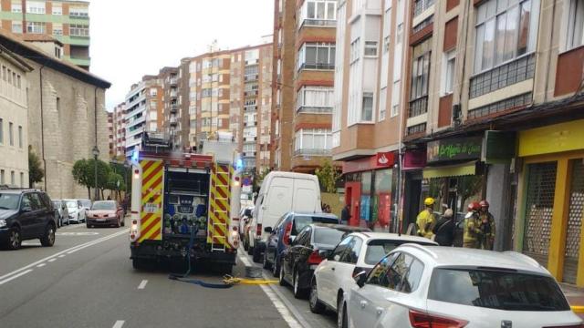 Los Bomberos de Valladolid en la calle Santa Clara