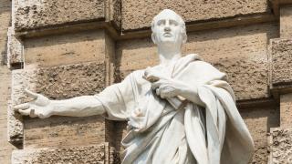Estatua de Cicerón en Roma. Foto: Jebulon/Wikimedia Commons