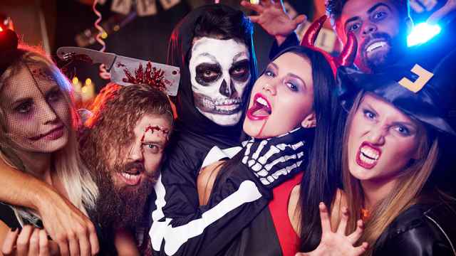 Una fiesta de Halloween es uno de los planes de Halloween de SmartRental Group para pasarlo de miedo.