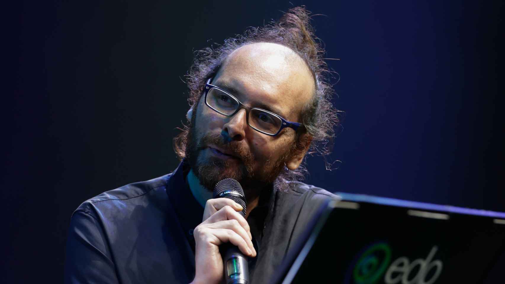 Hachè Costa, director y compositor de la obra.