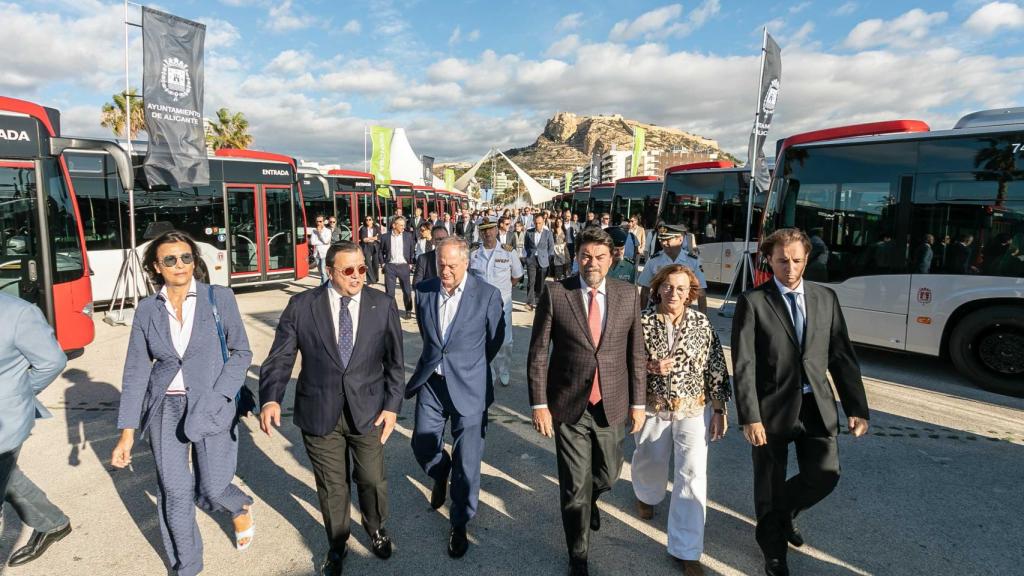 La nueva flota presentada este miércoles en el puerto de Alicante.