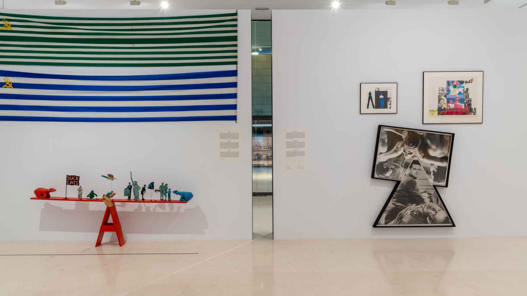 Vista de la exposición con obras de Agustín Parejo School, Öyvind Fahlström  y John Baldessari. Foto: IVAM