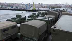Los vehículos militares en el Puerto de Vigo.