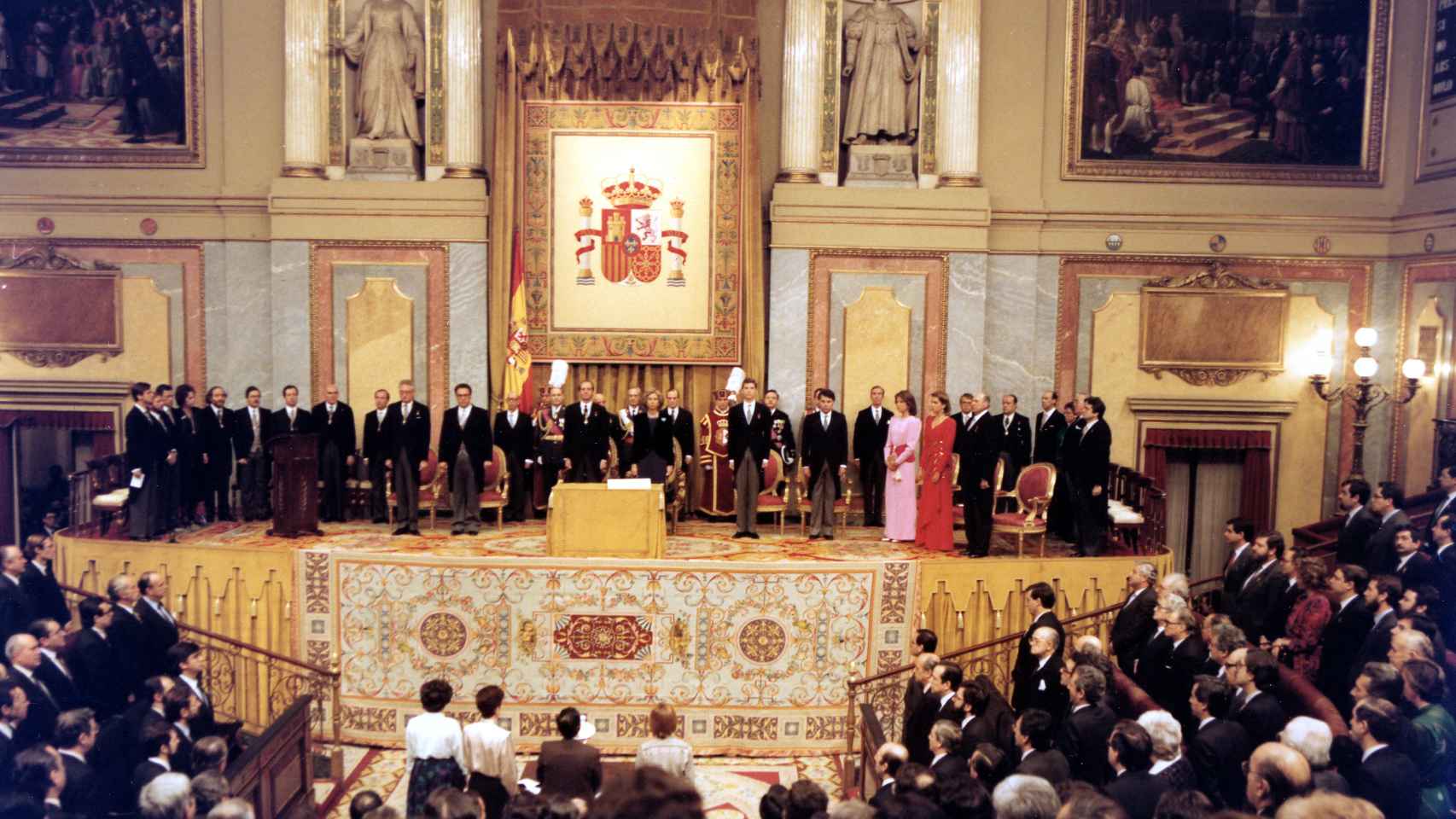Fotografía del Congreso de los Diputados en la mañana en la que Felipe de Borbón juró la Constitución.
