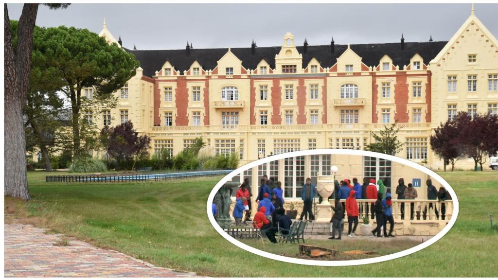 El balneario de Las Salinas en Medina del Campo con los migrantes en los jardines