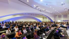 Multitudinaria afluencia de público en la primera jornada de Valencia Digital Summit 2023.